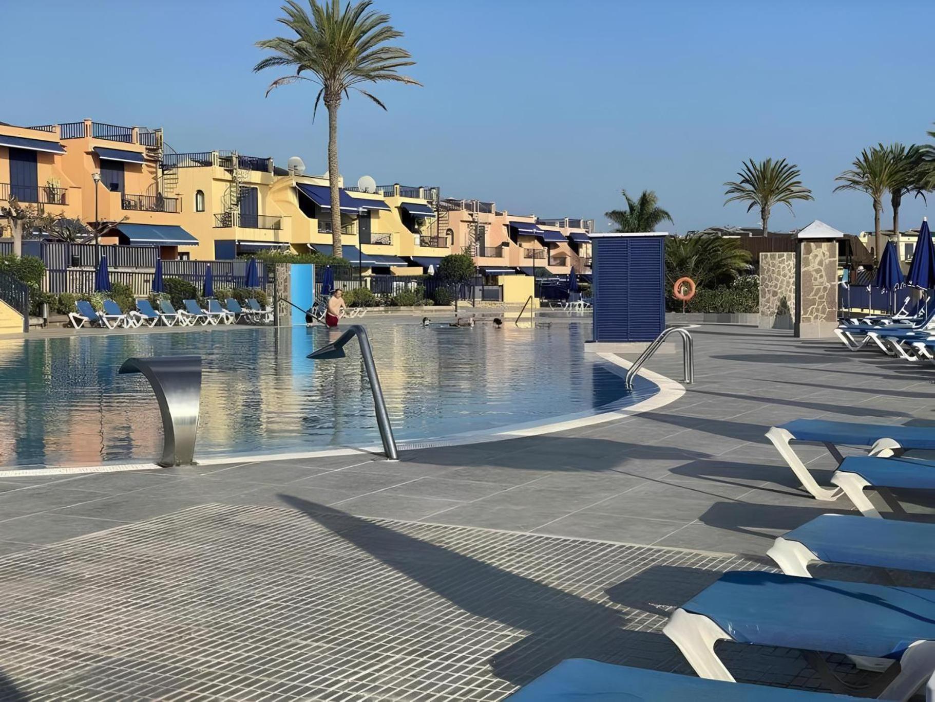 Bonita Villa Con Propio Entrada Y Con Piscina San Bartolomé Dış mekan fotoğraf